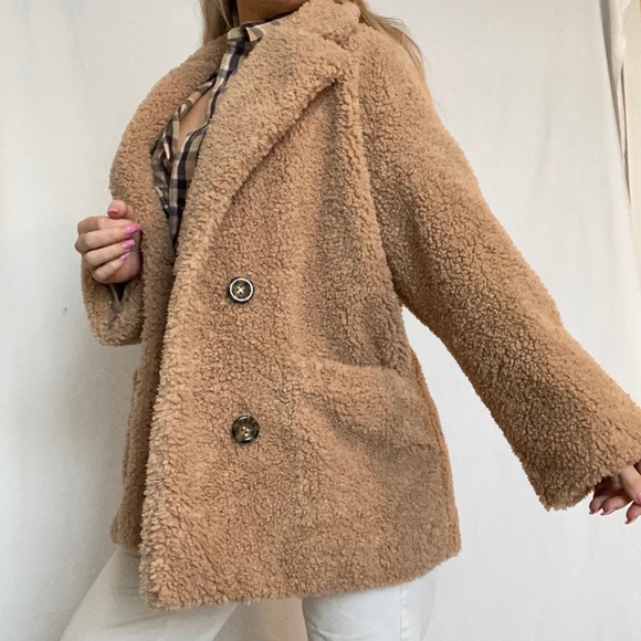 Zara Jackets & Blazers - zara shearling teddy jacket